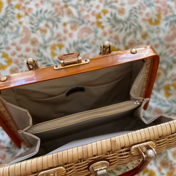 Wicker Handbag - Picture 3 of 4